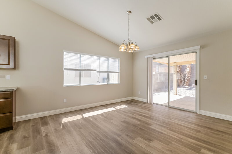 1,985/Mo, 655 Camp Hill Rd Henderson, NV 89015 Dining Room View