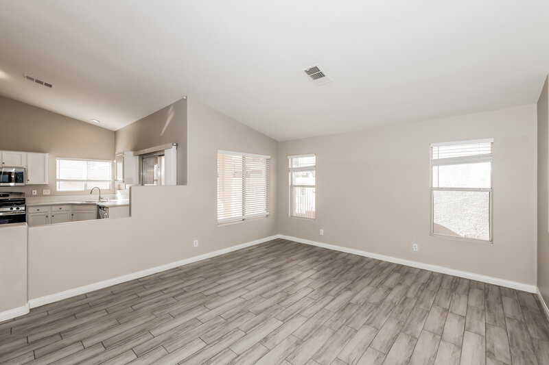 2,085/Mo, 601 Tobble Creek Ct Henderson, NV 89011 Living Room View
