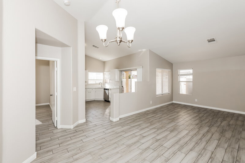 2,085/Mo, 601 Tobble Creek Ct Henderson, NV 89011 Dining Room View 2
