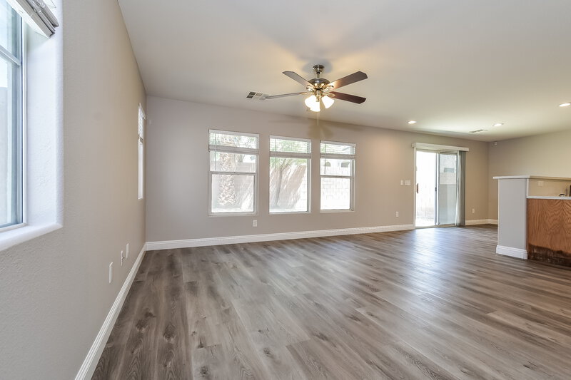 2,065/Mo, 124 Icy River Ave North Las Vegas, NV 89031 Living Room View
