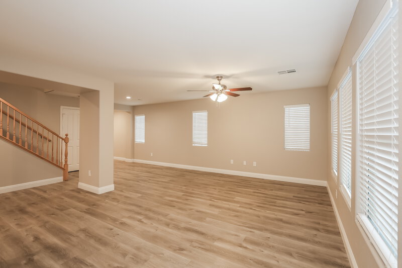 2,255/Mo, 124 Icy River Ave North Las Vegas, NV 89031 Misc View 3