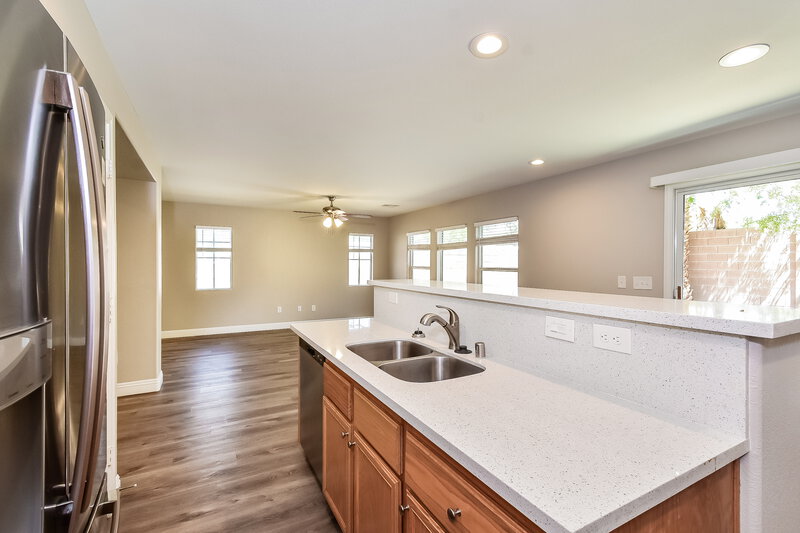 2,065/Mo, 124 Icy River Ave North Las Vegas, NV 89031 Kitchen View 2