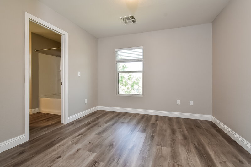 2,065/Mo, 124 Icy River Ave North Las Vegas, NV 89031 Bedroom View