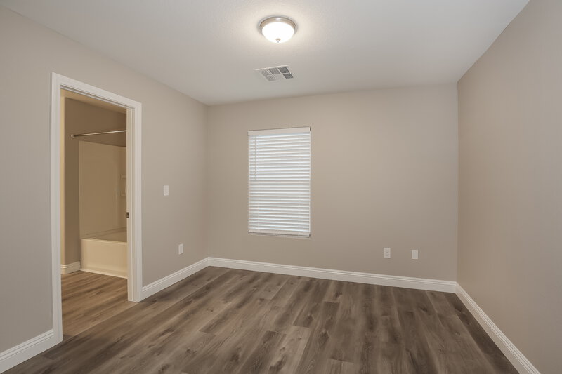 2,200/Mo, 124 Icy River Ave North Las Vegas, NV 89031 Bedroom View 2