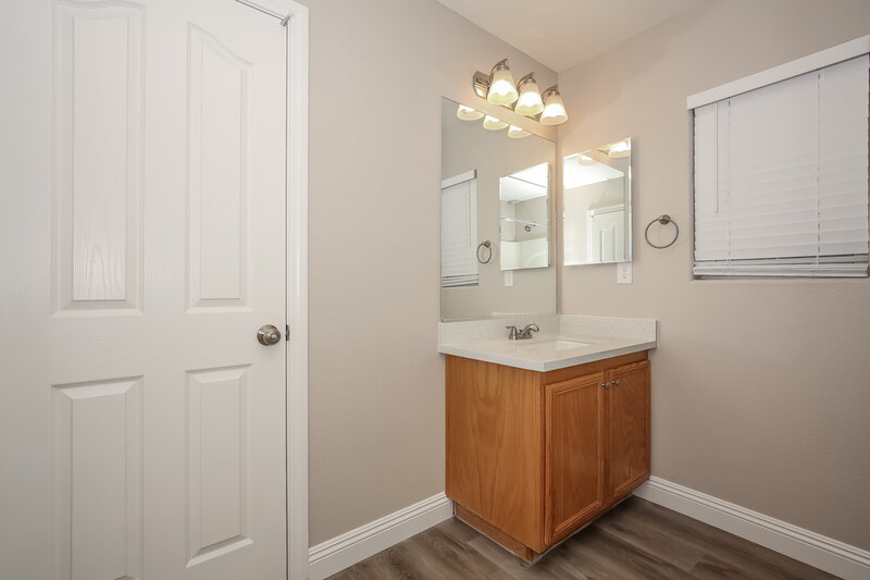 2,255/Mo, 124 Icy River Ave North Las Vegas, NV 89031 Misc View 12