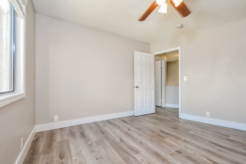 2,145/Mo, 8612 Paddle Wheel Way Las Vegas, NV 89117 Main Bedroom View 2