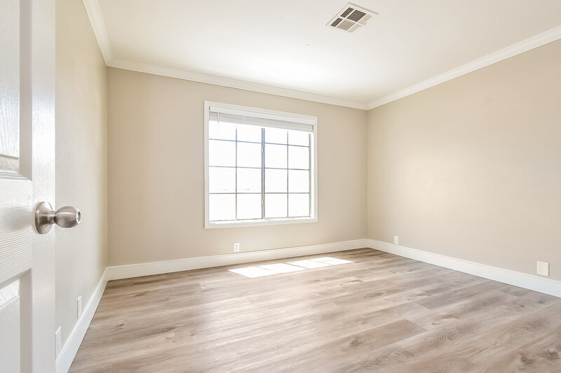 2,145/Mo, 8612 Paddle Wheel Way Las Vegas, NV 89117 Bedroom View 3