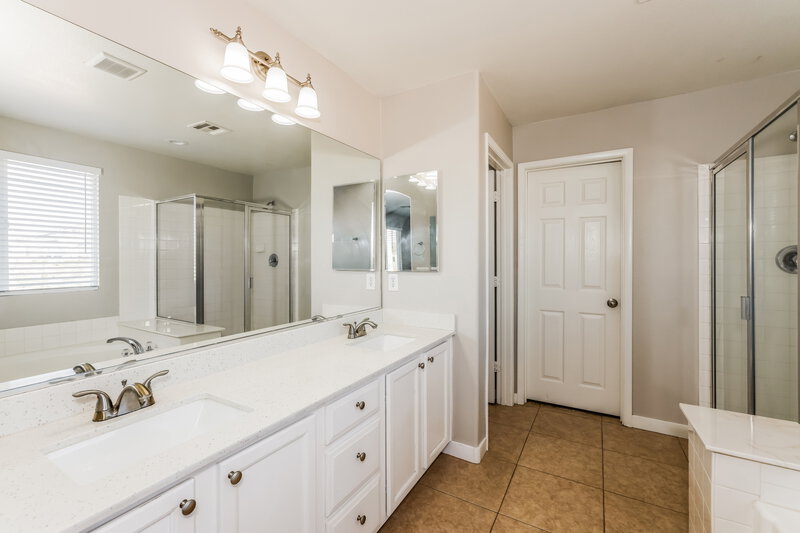 2,325/Mo, 10111 Deep Glen St Las Vegas, NV 89178 Main Bathroom View