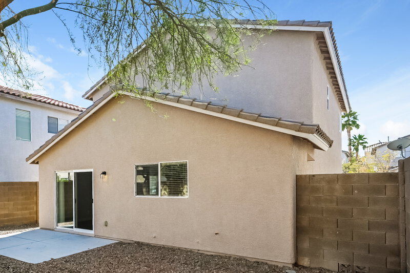 1,990/Mo, 7424 Scottish Castle Ave Las Vegas, NV 89113 Rear View 2