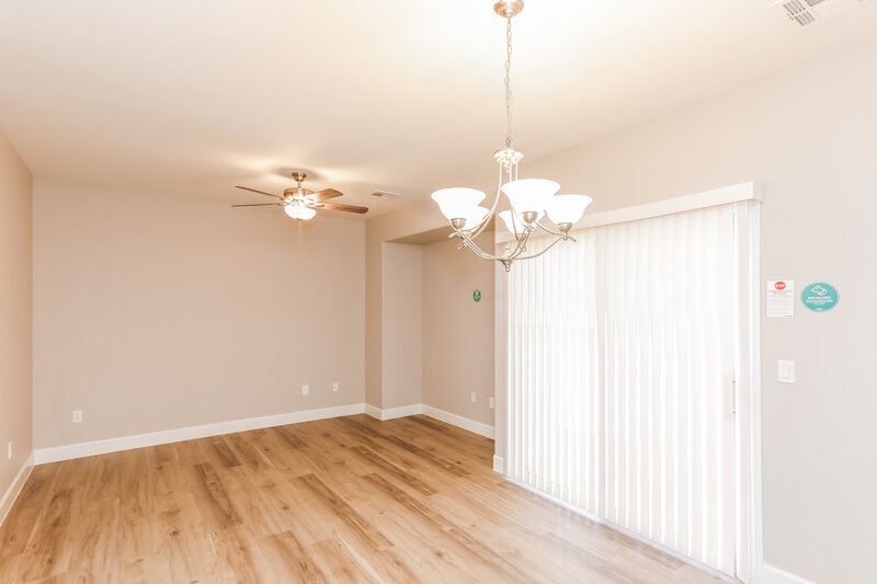 2,370/Mo, 128 Manor House Ave Las Vegas, NV 89123 Dining Room View