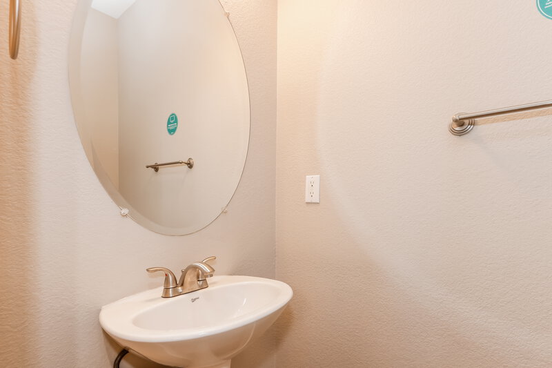 2,370/Mo, 128 Manor House Ave Las Vegas, NV 89123 Bathroom View