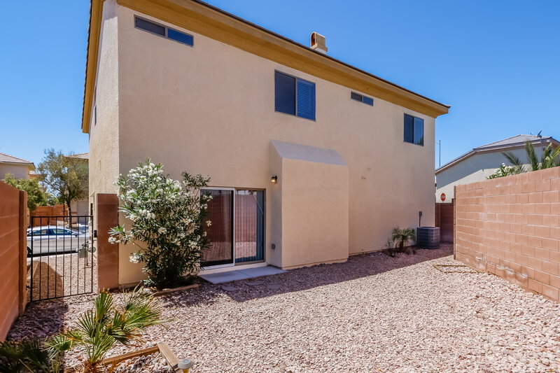 2,370/Mo, 128 Manor House Ave Las Vegas, NV 89123 Rear View