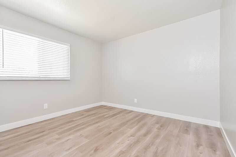 2,255/Mo, 7640 W Delhi Ave Las Vegas, NV 89129 Bedroom View 2