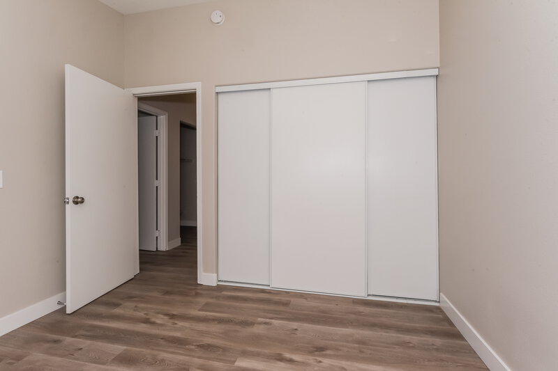 1,855/Mo, 5225 Panguitch Dr Las Vegas, NV 89122 Bedroom View