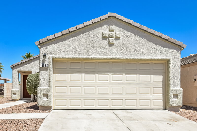 2,015/Mo, 5532 Eagle Claw AVE Las Vegas, NV 89130 External View