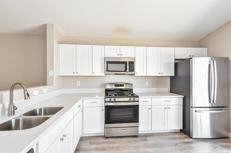 2,015/Mo, 5532 Eagle Claw AVE Las Vegas, NV 89130 Kitchen View