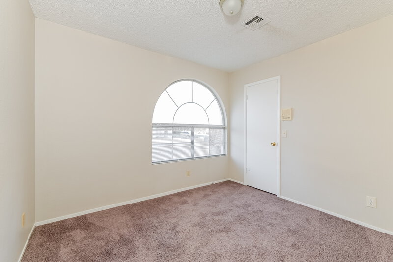 1,950/Mo, 1511 Plain Sight Ave Henderson, NV 89014 Bedroom View 2