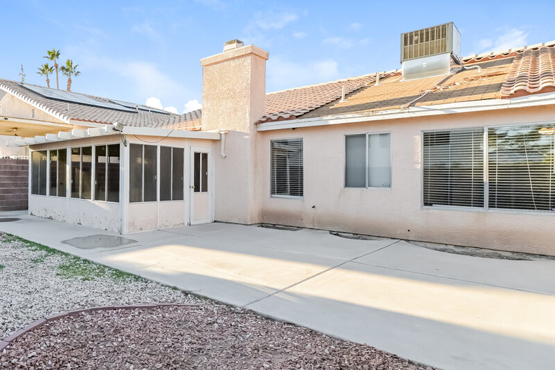 1,950/Mo, 1511 Plain Sight Ave Henderson, NV 89014 Rear View