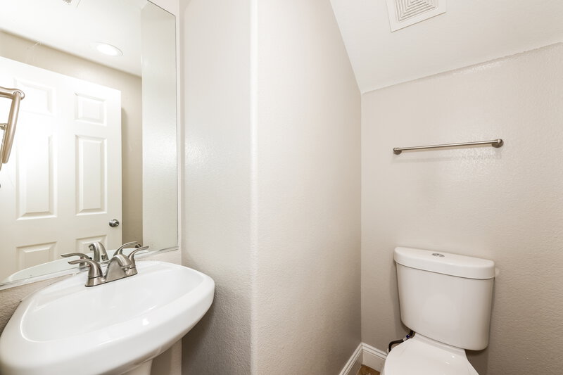 2,335/Mo, 869 Shining Rose Place Henderson, NV 89052 Bathroom View 2