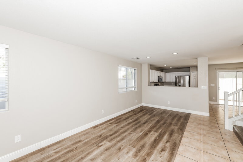 2,190/Mo, 76 Mandala Peak Ave Las Vegas, NV 89183 Living Room View