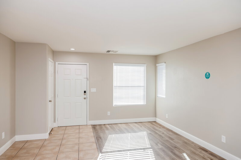 2,300/Mo, 76 Mandala Peak Ave Las Vegas, NV 89183 Misc View 2