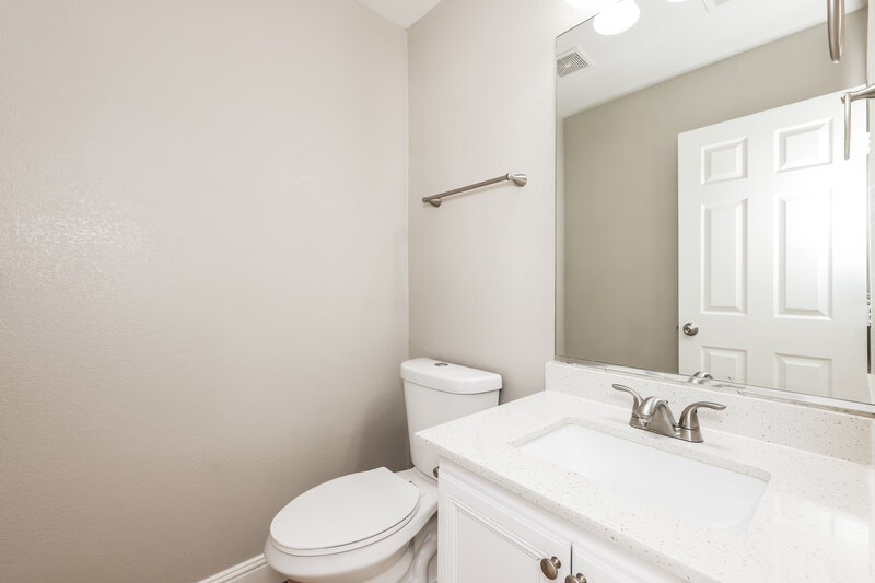 2,190/Mo, 76 Mandala Peak Ave Las Vegas, NV 89183 Bathroom View 2