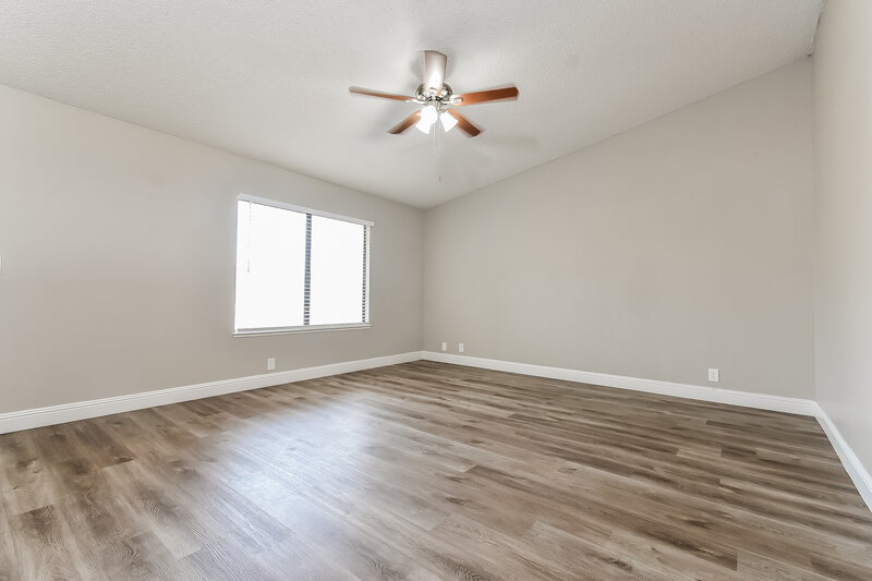 0/Mo, 3944 Grapefruit Cir Las Vegas, NV 89103 Living Room View