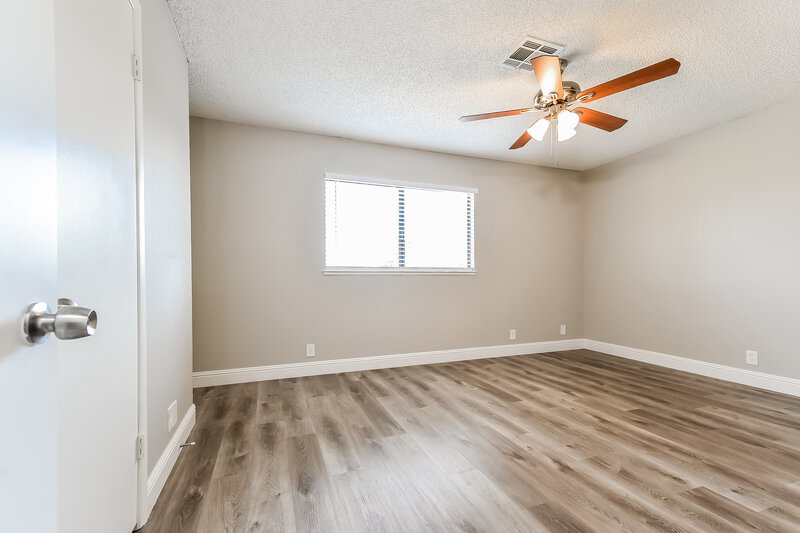 0/Mo, 3944 Grapefruit Cir Las Vegas, NV 89103 Main Bedroom View