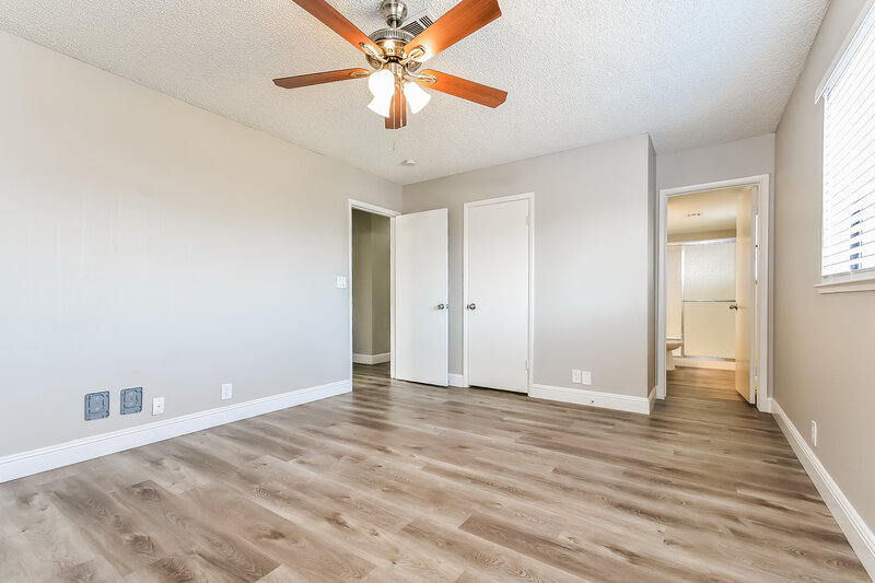 0/Mo, 3944 Grapefruit Cir Las Vegas, NV 89103 Main Bedroom View 2