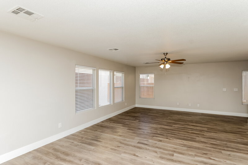 1,875/Mo, 228 Big Cliff Ave North Las Vegas, NV 89031 Living Room View 3