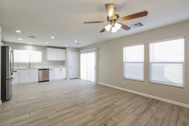 2,355/Mo, 6218 Lone Cypress Ct Las Vegas, NV 89141 Dining Room View