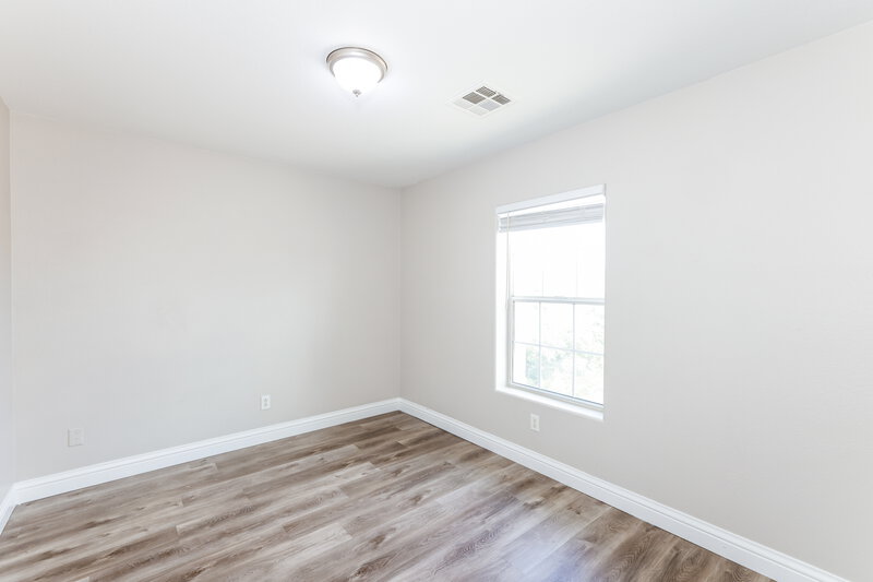 2,130/Mo, 6218 Lone Cypress Ct Las Vegas, NV 89141 Bedroom View