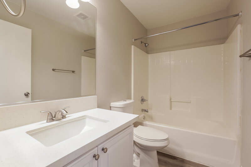 2,355/Mo, 6218 Lone Cypress Ct Las Vegas, NV 89141 Bathroom View