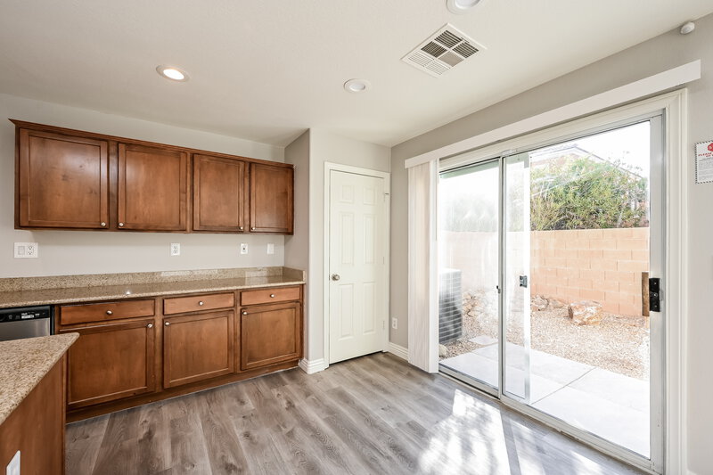 2,305/Mo, 7967 Carmel Heights Ave Las Vegas, NV 89178 Dining Room View