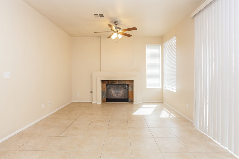 2,560/Mo, 2413 Bloomington Dr Las Vegas, NV 89134 Family Room View