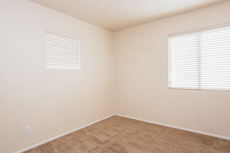 2,560/Mo, 2413 Bloomington Dr Las Vegas, NV 89134 Bedroom View 2