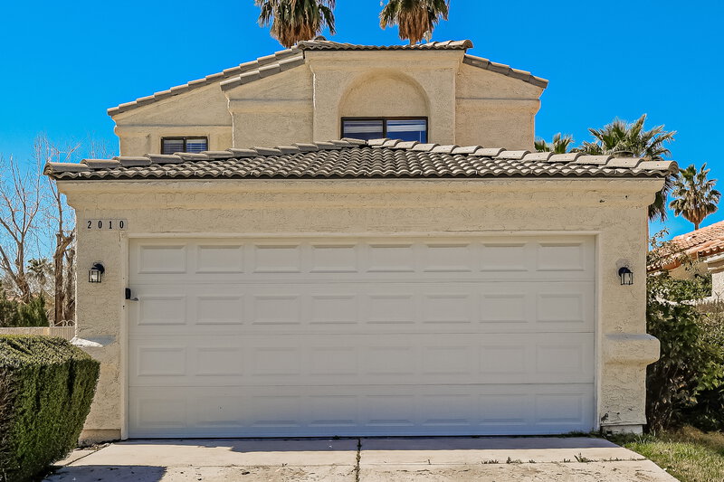 2,260/Mo, 2010 Waverly Cir Henderson, NV 89014 External View