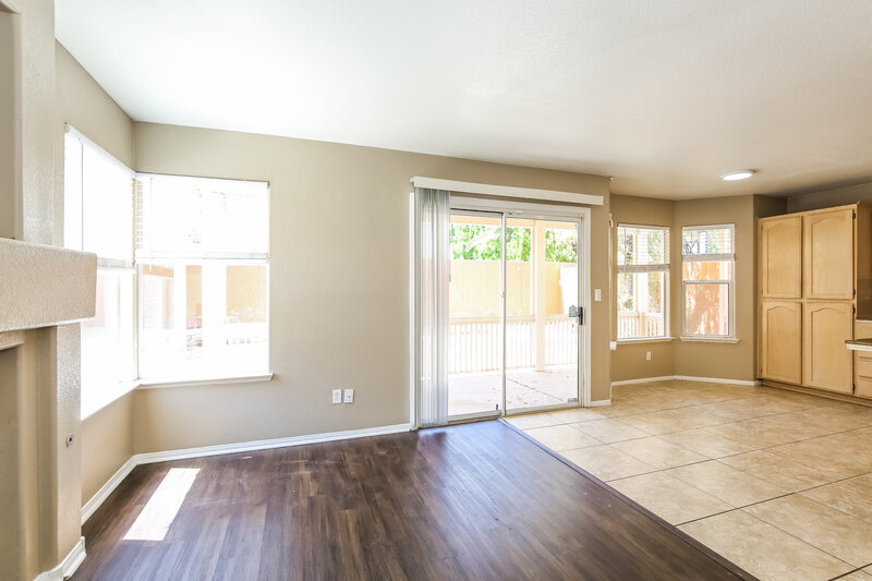 2,285/Mo, 2317 Homeland St Las Vegas, NV 89128 Dining Room View