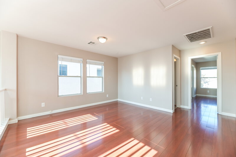 2,380/Mo, 11758 Bergamo Ct Las Vegas, NV 89183 Loft View