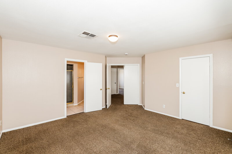 2,175/Mo, 1605 Fig Palm Ct Las Vegas, NV 89128 Main Bedroom View 2