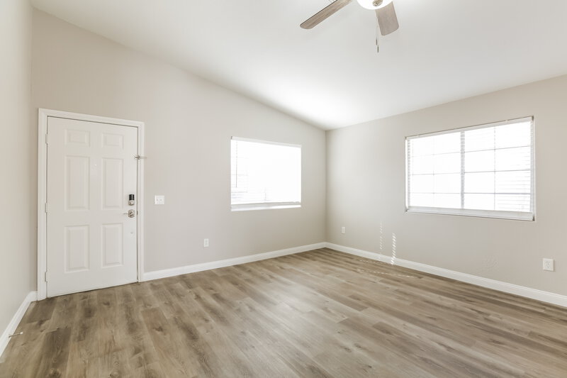 1,930/Mo, 5269 Mineral Lake Dr Las Vegas, NV 89122 Sitting Room View