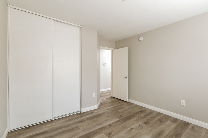 1,930/Mo, 5269 Mineral Lake Dr Las Vegas, NV 89122 Bedroom View 3