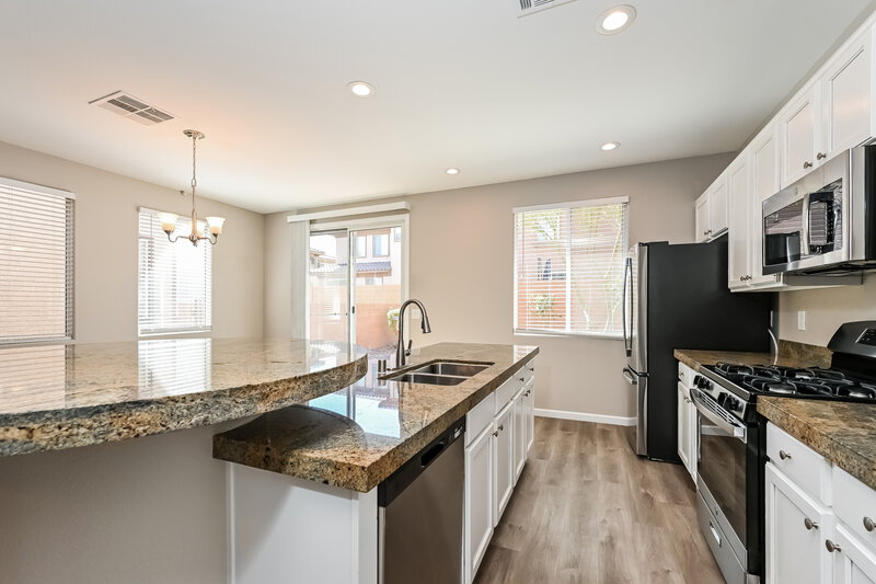 4,930/Mo, 10435 Romoco Ct Las Vegas, NV 89178 Kitchen View