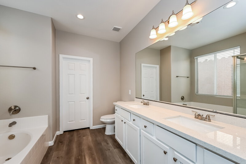 4,930/Mo, 10435 Romoco Ct Las Vegas, NV 89178 Bathroom View