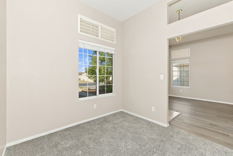 2,580/Mo, 265 Prairie Rose St Henderson, NV 89015 Bonus Room View