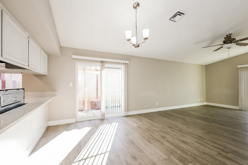 1,930/Mo, 224 Jon Belger Dr Las Vegas, NV 89145 Dining Room View