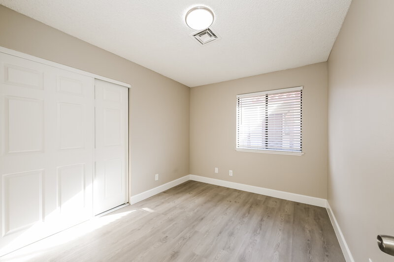 1,930/Mo, 224 Jon Belger Dr Las Vegas, NV 89145 Bedroom View 2