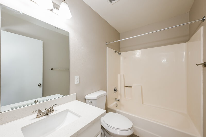 1,930/Mo, 224 Jon Belger Dr Las Vegas, NV 89145 Bathroom View