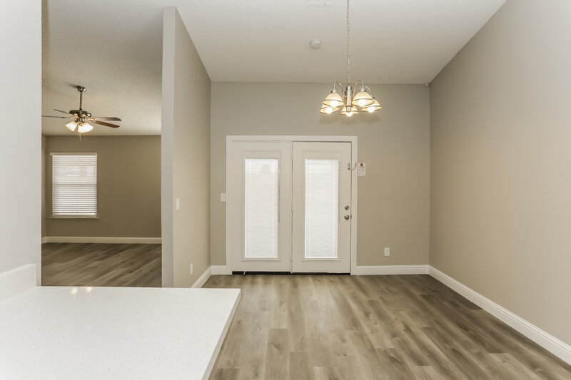 2,065/Mo, 6533 Faith Peak Dr Las Vegas, NV 89108 Dining Room View