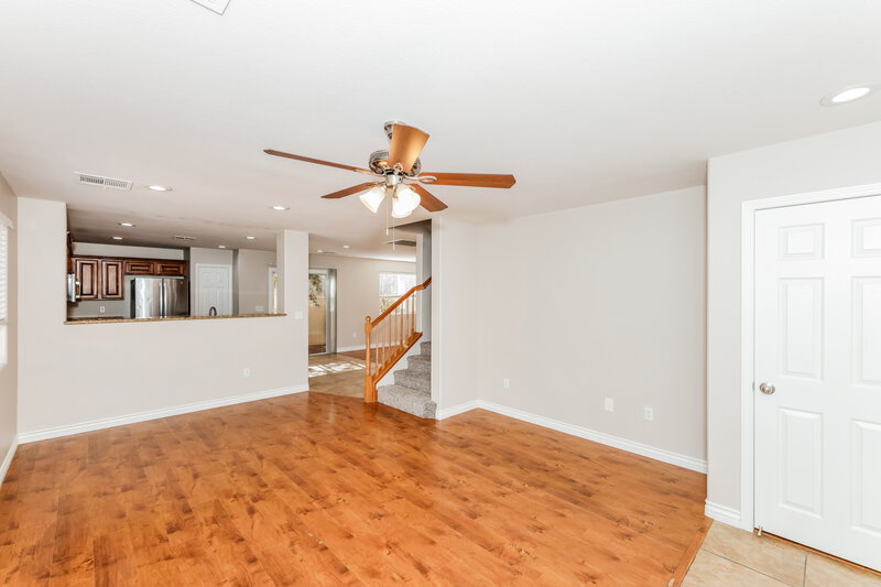2,185/Mo, 5714 Old Colony Dr Las Vegas, NV 89139 Living Room View